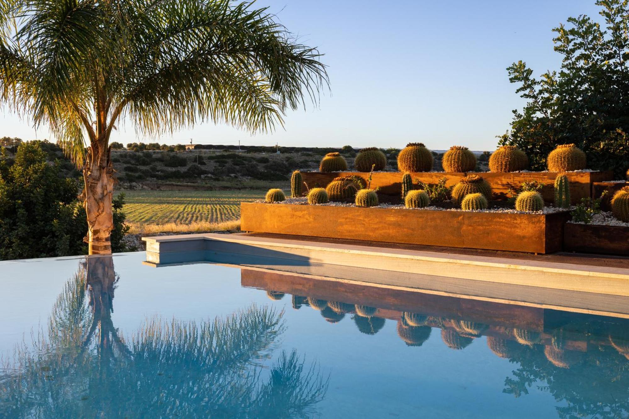 Hotel Pietra D'acqua & By Geocharme 4*